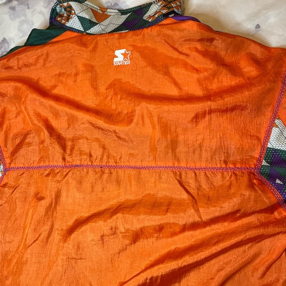 Beautiful authentic starter wind breaker coat from the 80s. - Picture 8 of 10